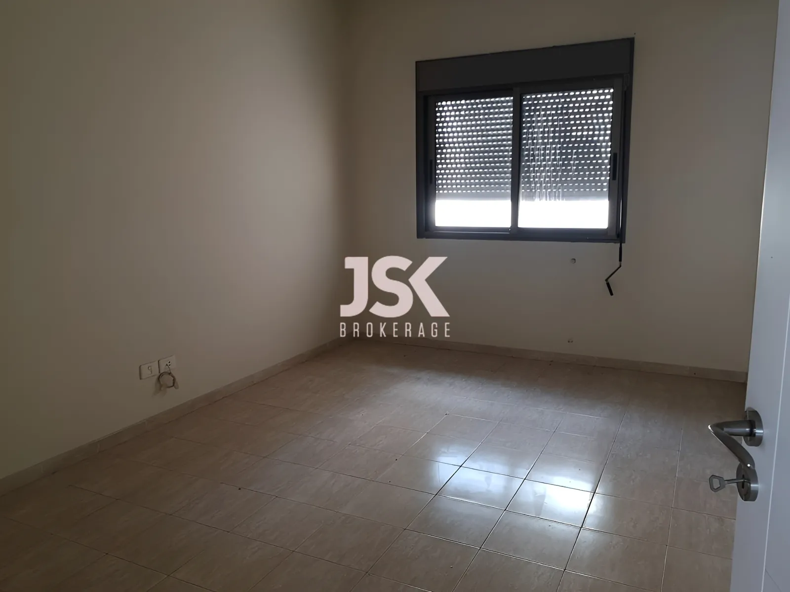 Apartment for Sale in Dekwaneh - 3 bed, 4 bath