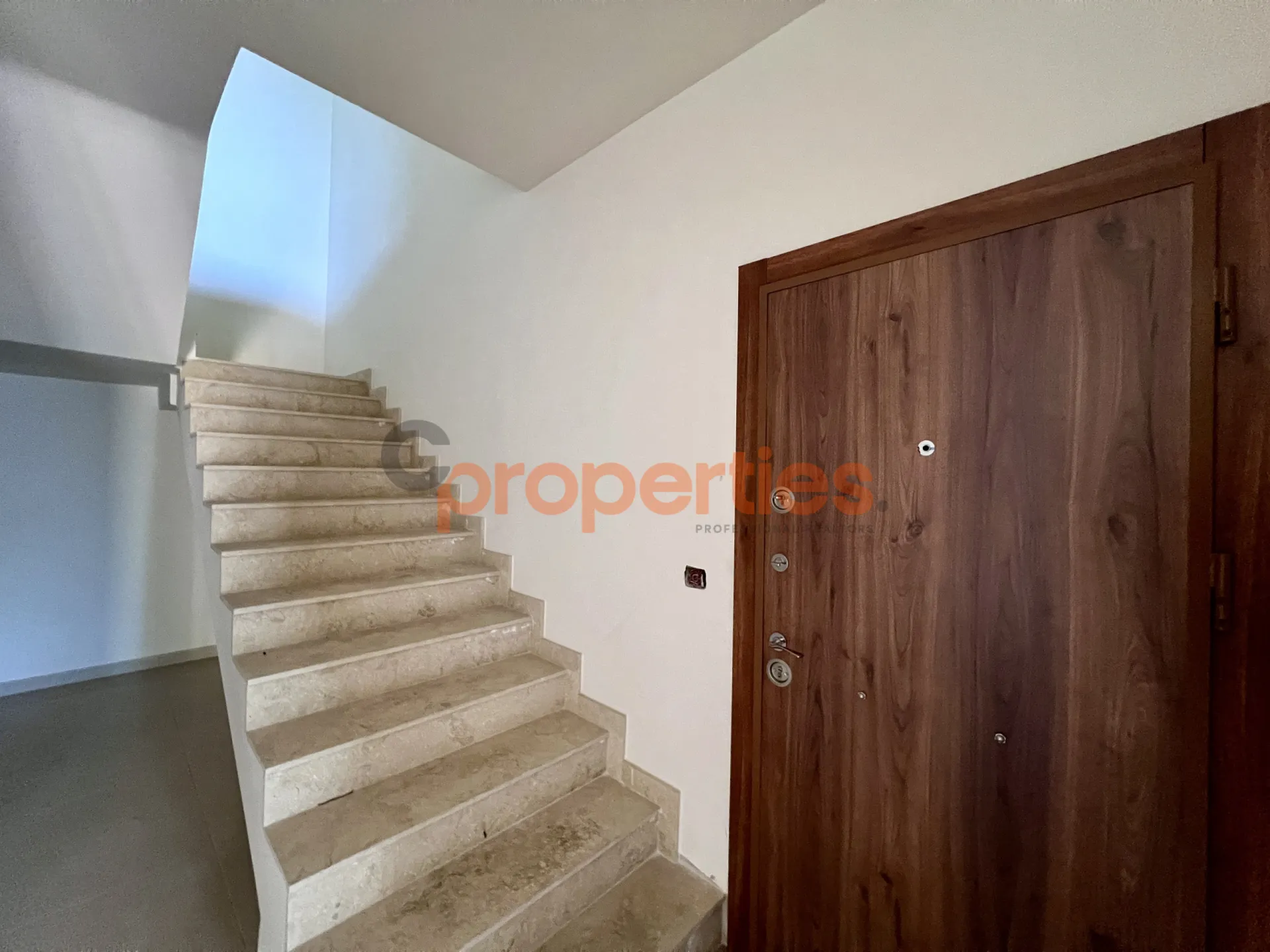 Apartment for Sale in Mar Roukoz