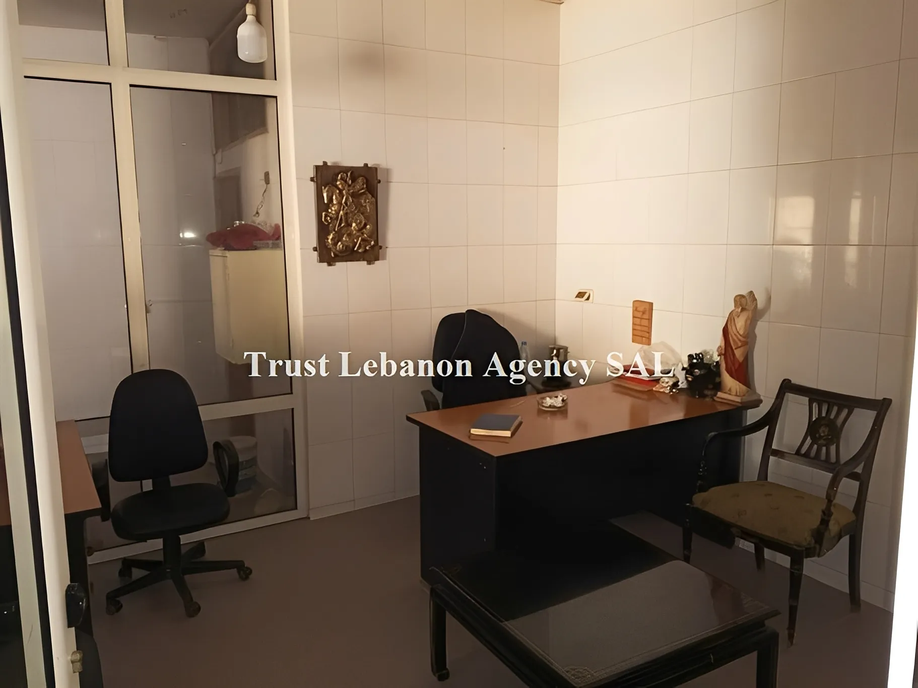 Commercial Property For Rent in Metn, Dekweneh