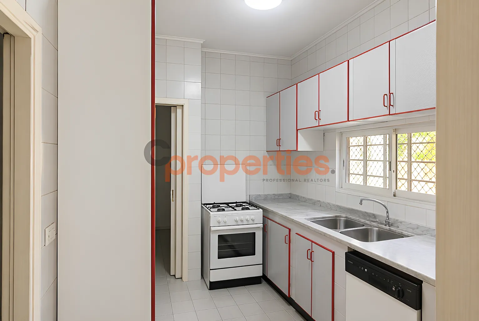 Villa for Sale in Maarab