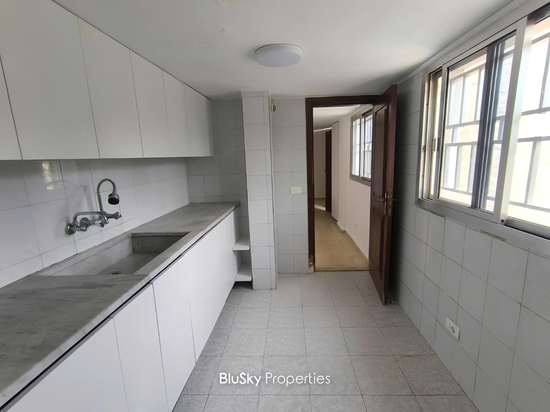 Duplex for rent in Mazraat yachoua, lebanon