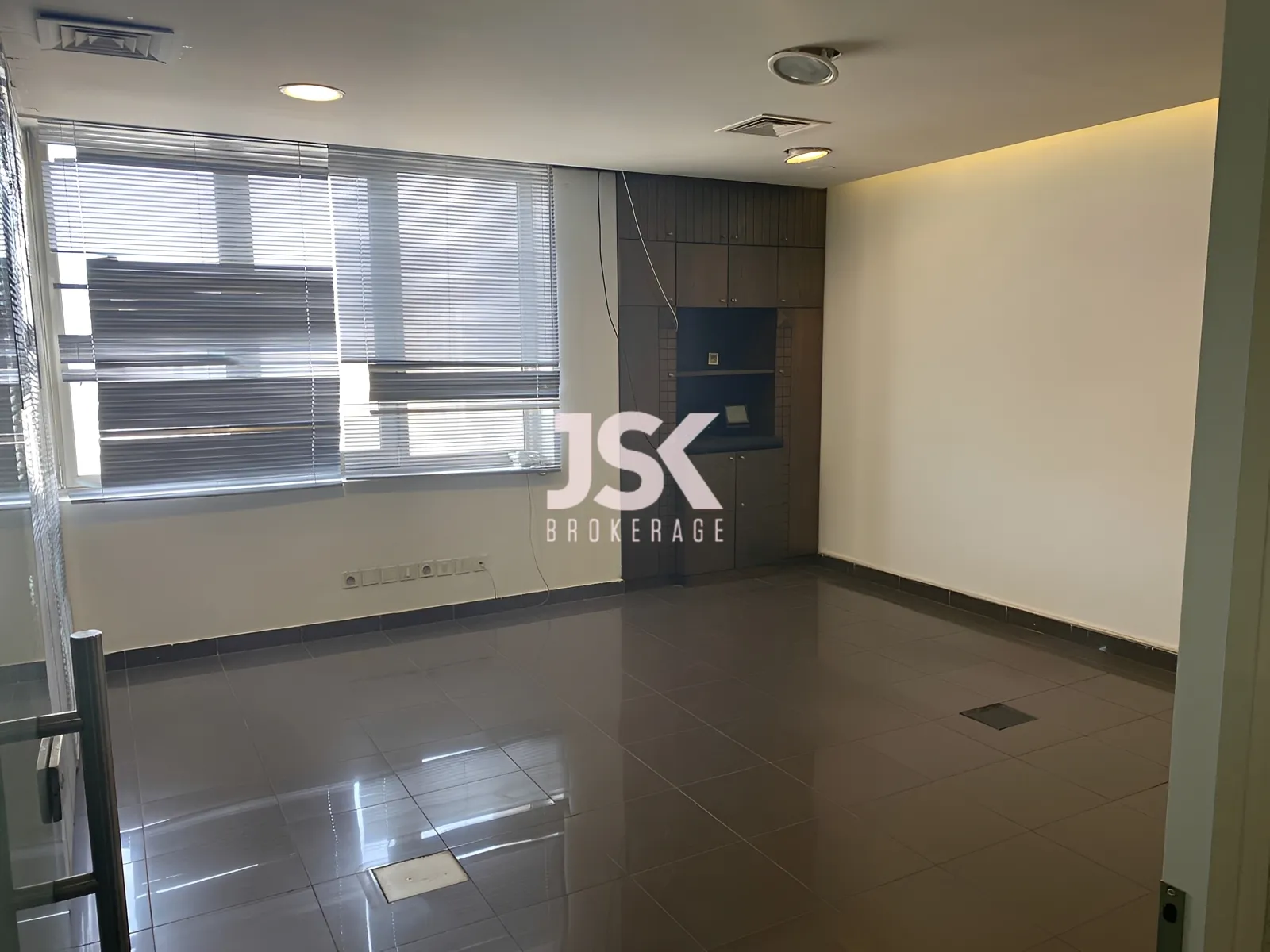 Office for Sale in Achrafieh