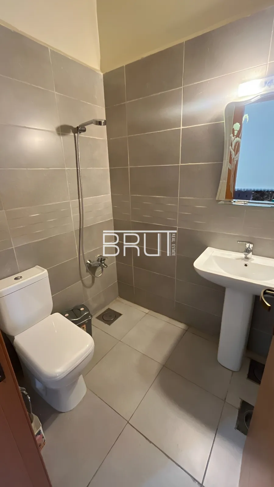 Apartment for Rent in Faraya - 2 bed, 2 bath