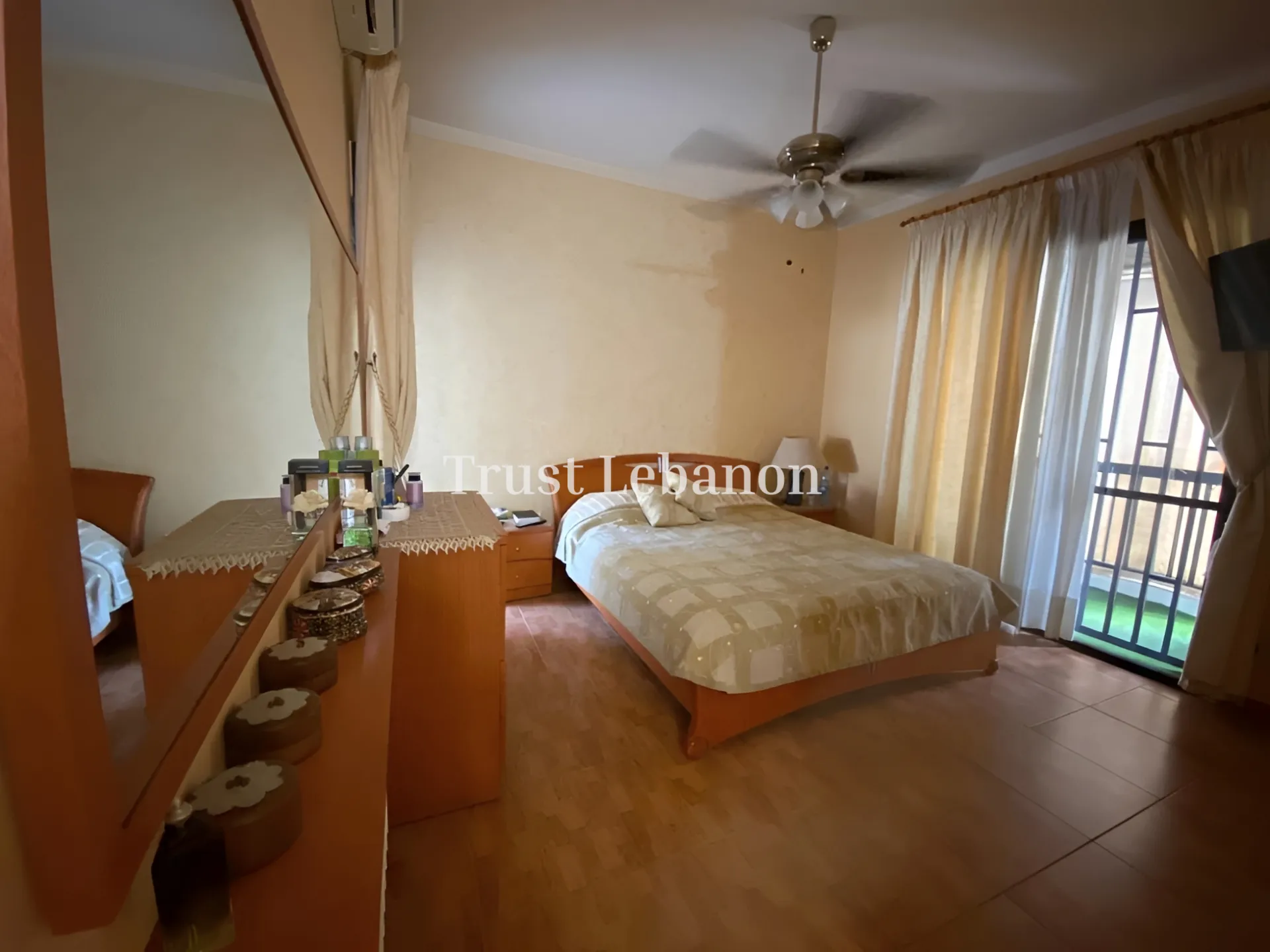 Apartment for rent in Baabdat