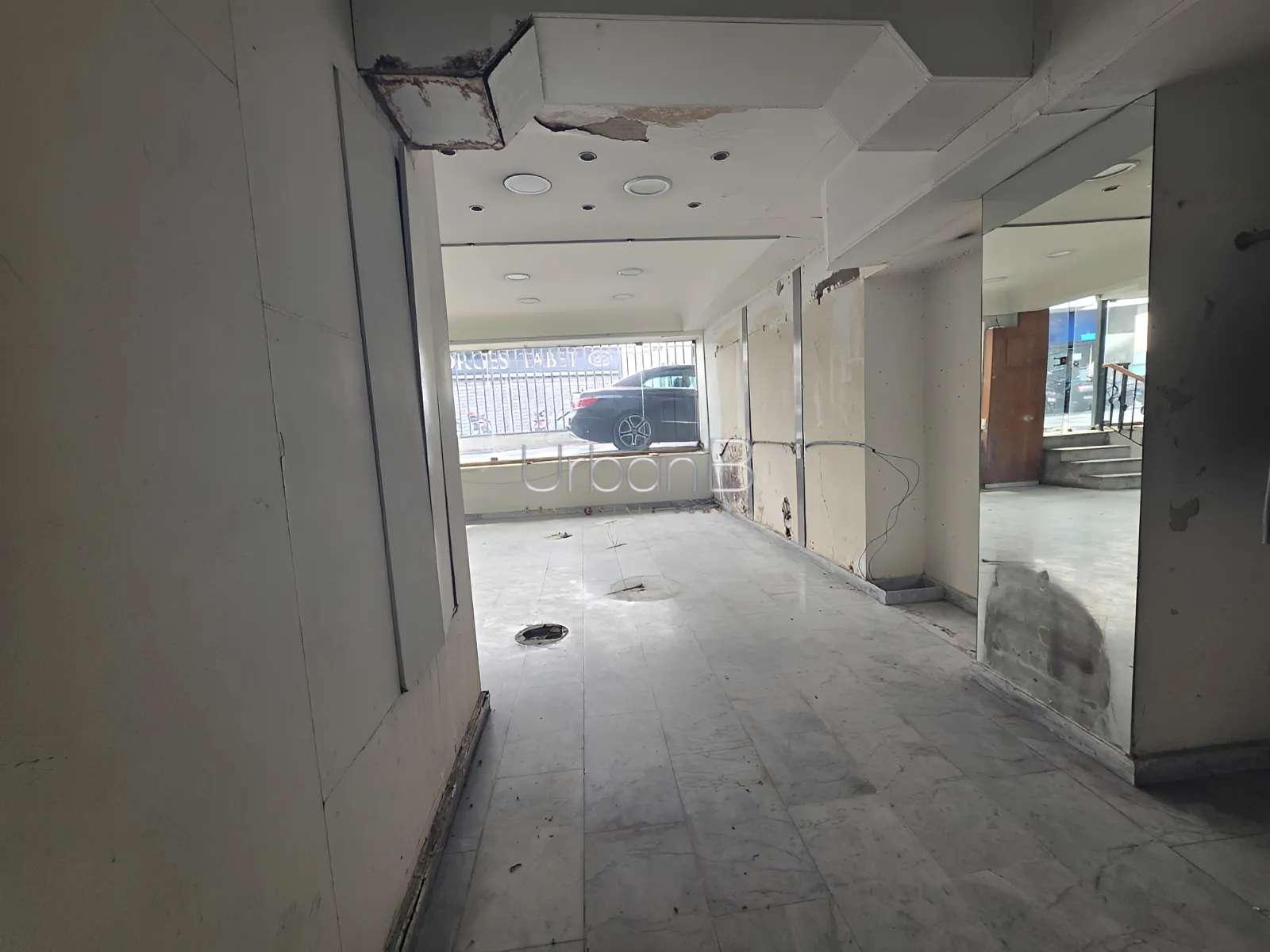 Shop for rent in Hamra, beirut, lebanon