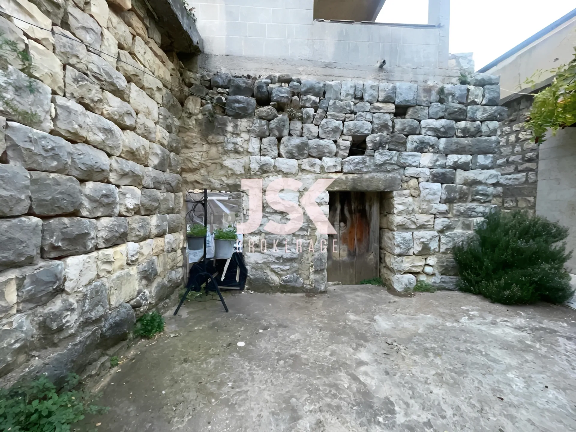 Villa for Sale in Haqel , Lebanon