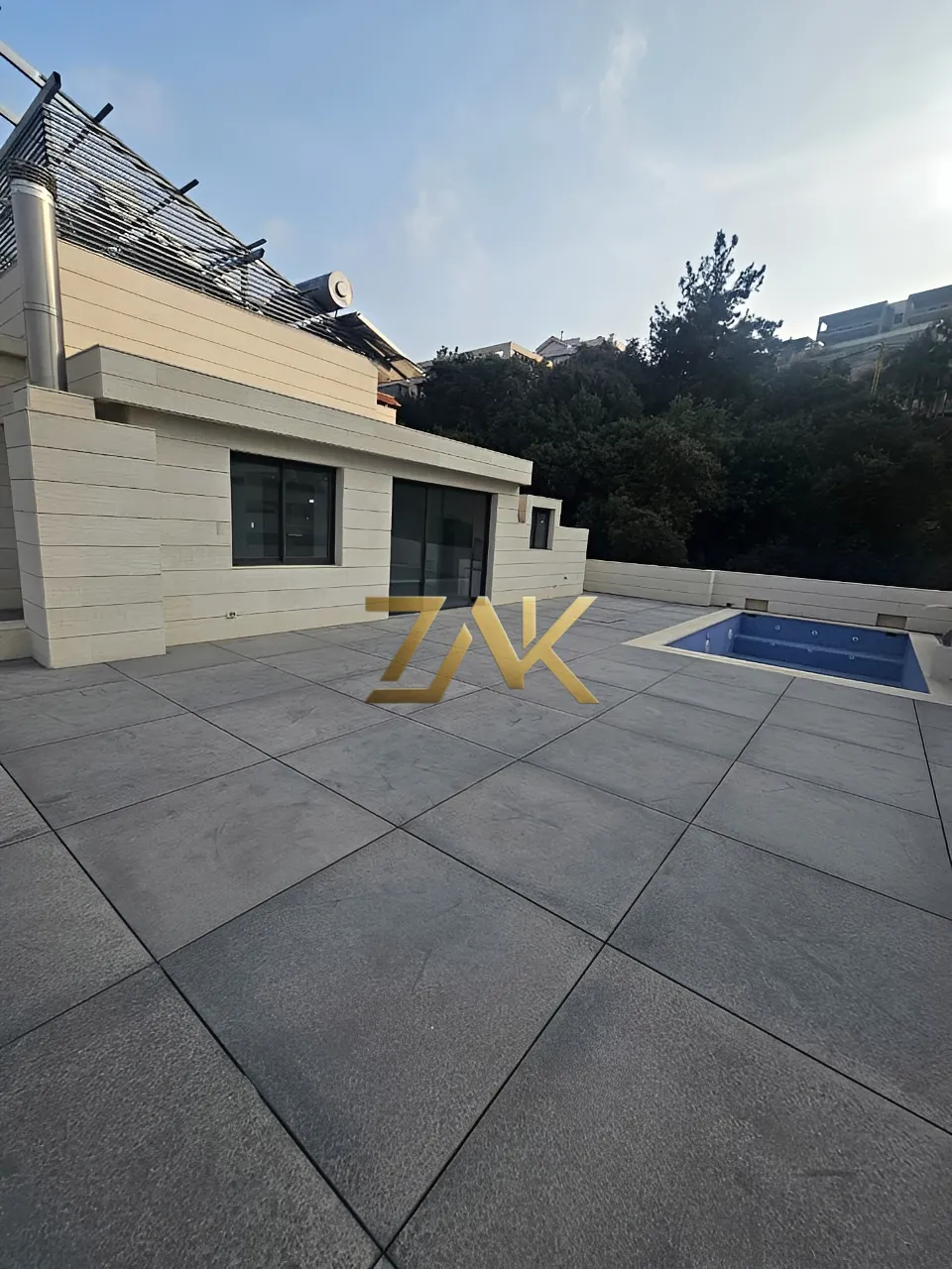 Triplex for Sale Yarze - 3 bed, 4 bath