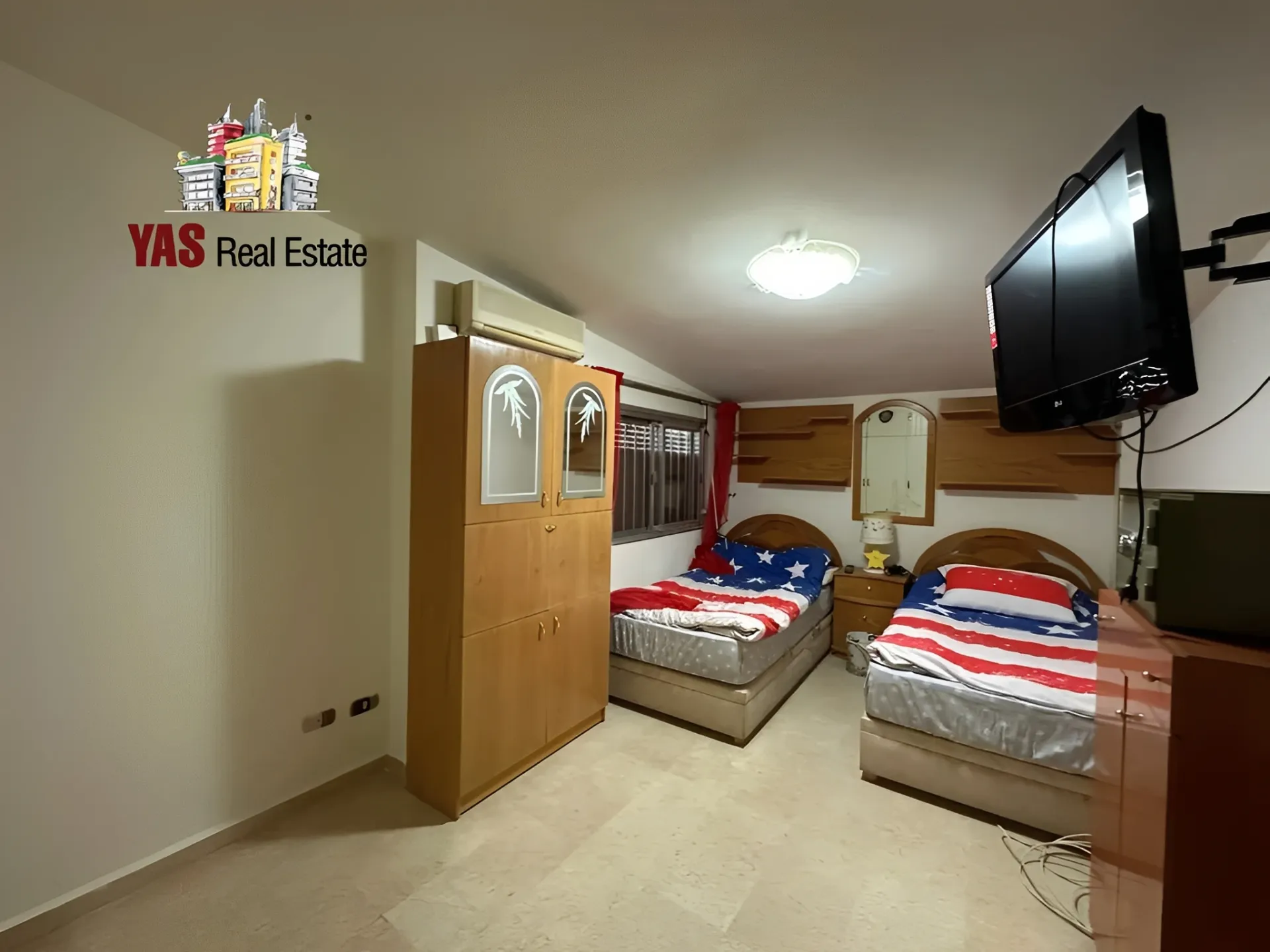 Apartment for Sale in Ballouneh - 4 bed, 4 bath