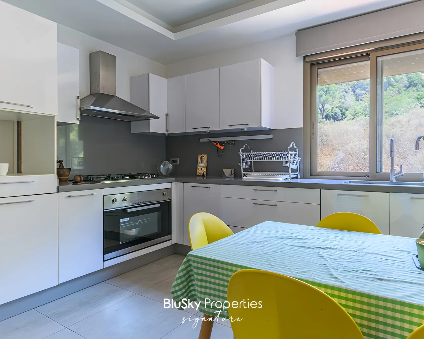 Duplex for rent in Mansourieh, lebanon