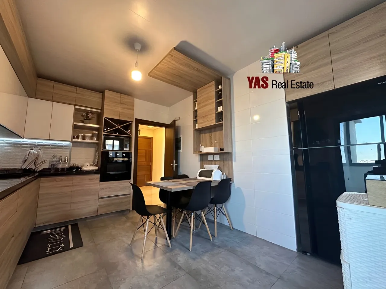 Apartment for Sale in Kornet El Hamra