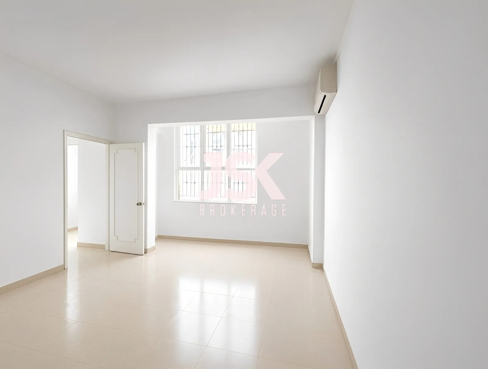Office for Rent in Achrafieh