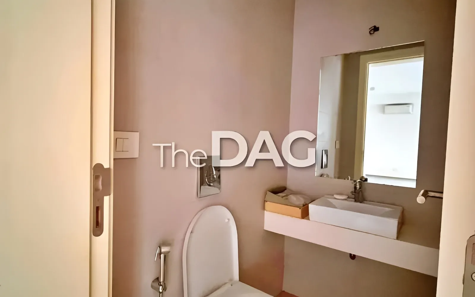 Office for rent in Hamra, Beirut, Lebanon
