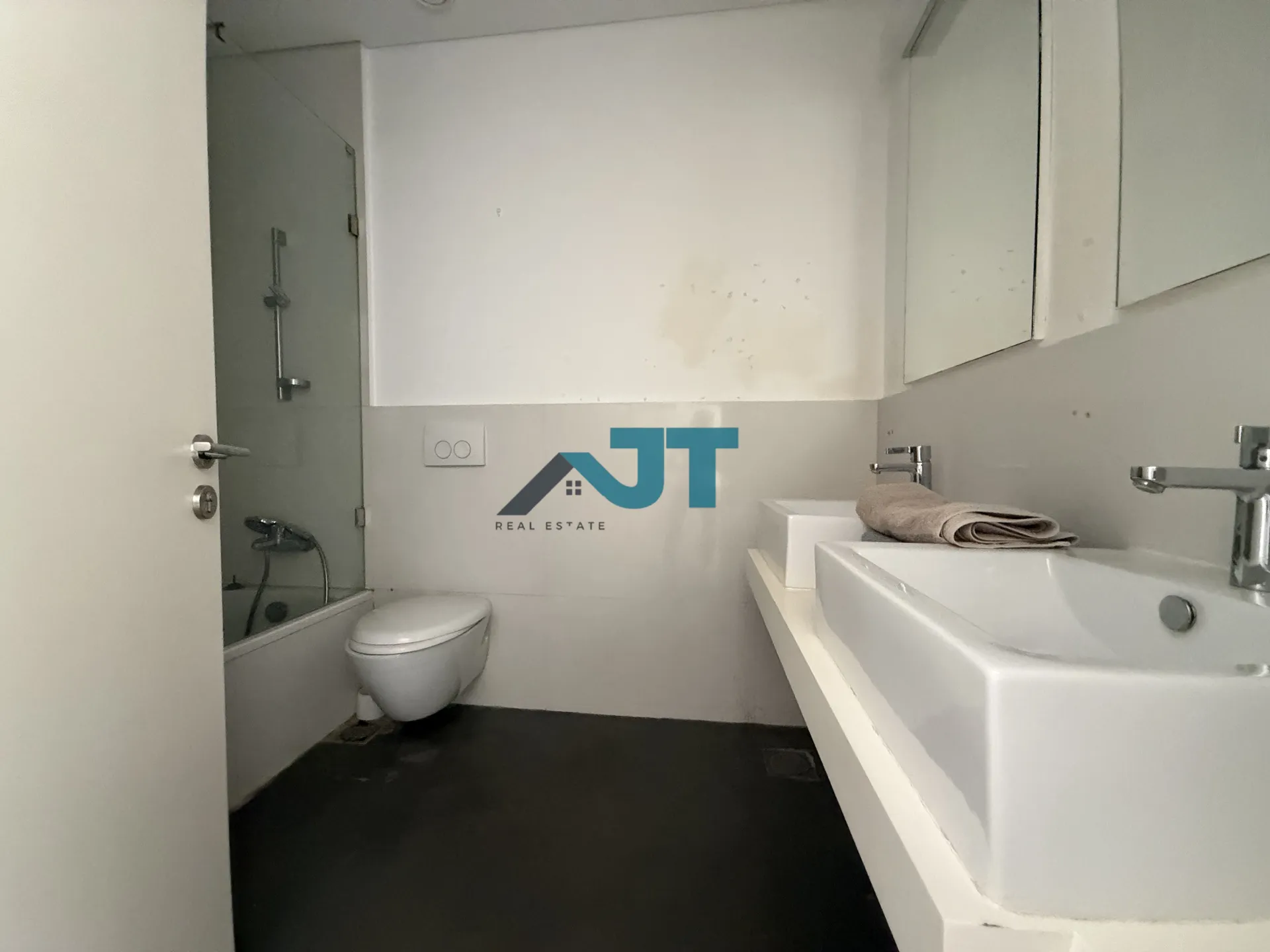 Apartment for rent in Achrafieh, beirut, lebanon
