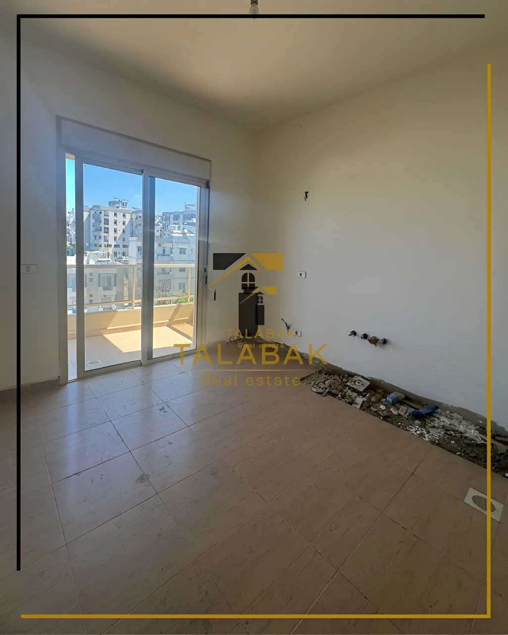 Apartment for sale in Bouar, Lebanon - 4 bed, 4.5 bath