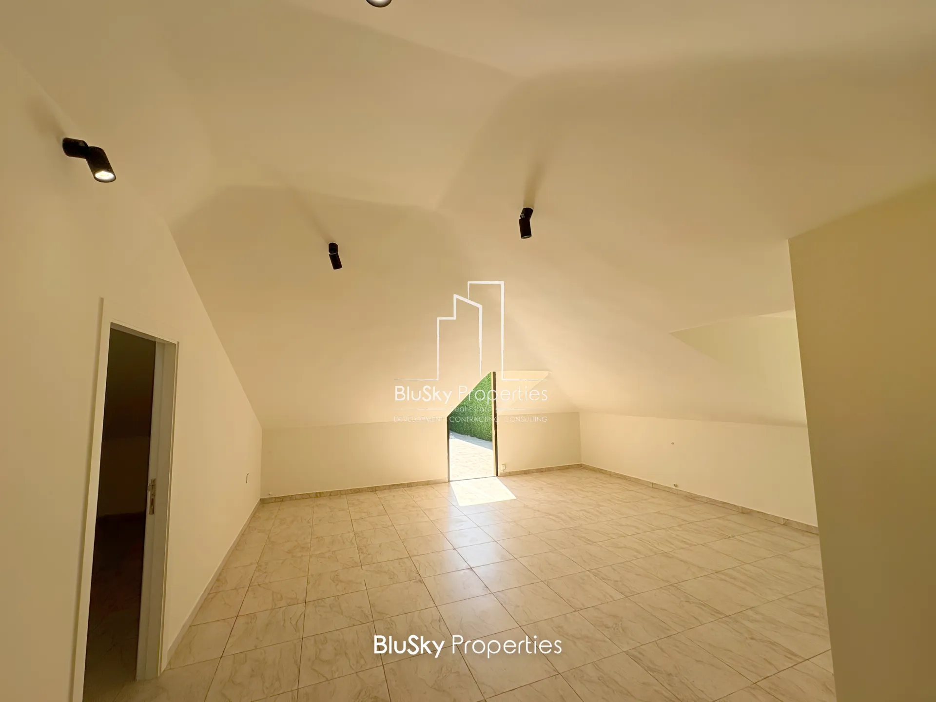 Duplex for sale in Nabay, lebanon - 5 bed, 4 bath