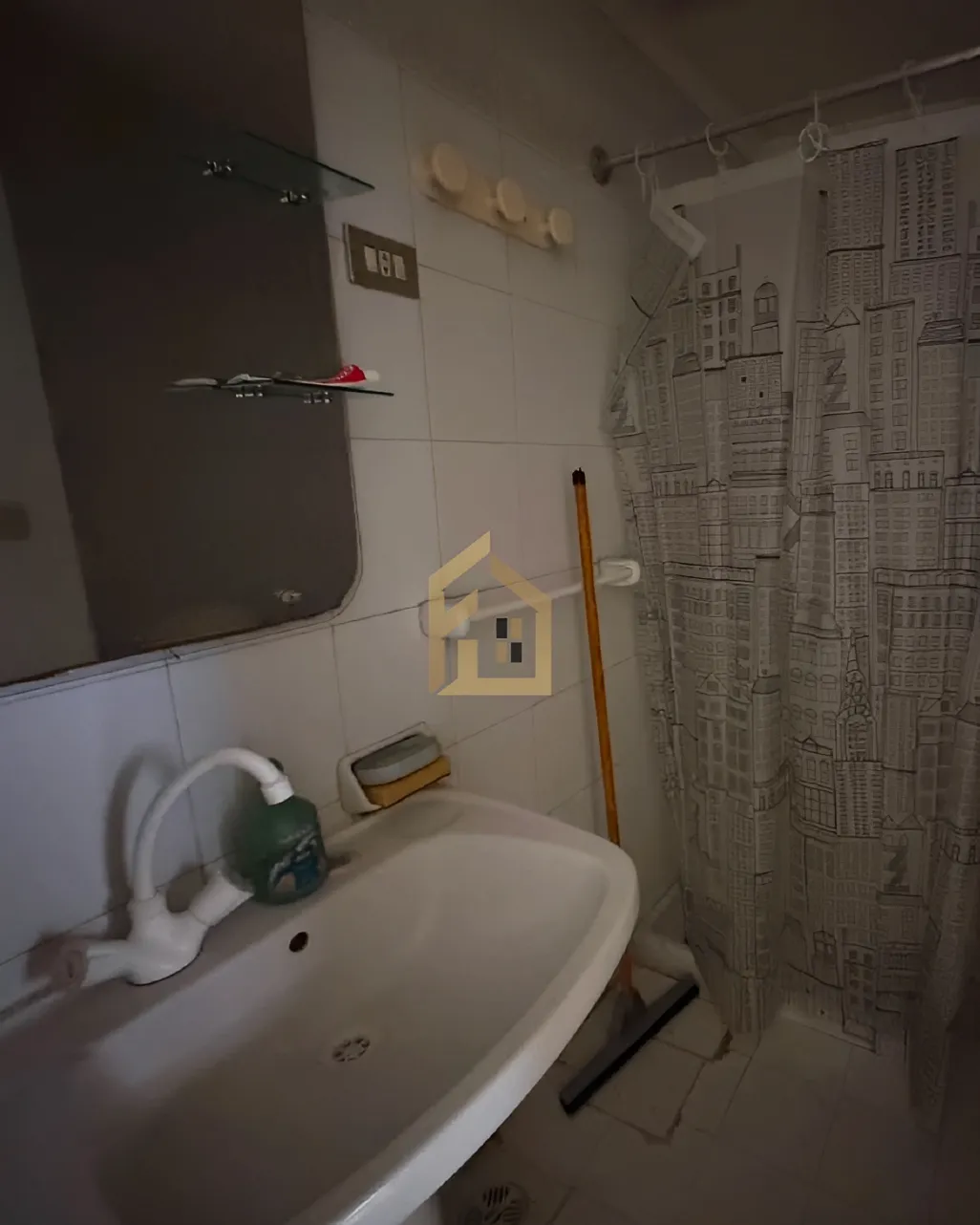 Apartment for rent in Ras Beirut, Beirut, Lebanon