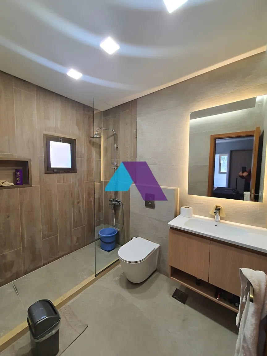 Villa for Sale in Aachqout