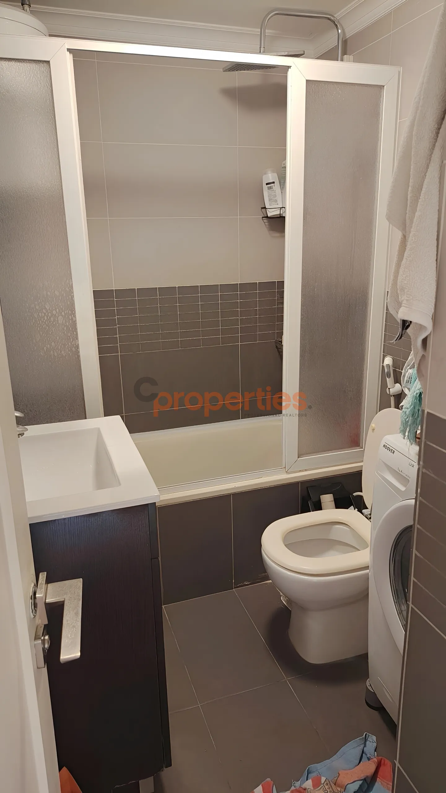 Chalet for Sale in Safra - 2 bath