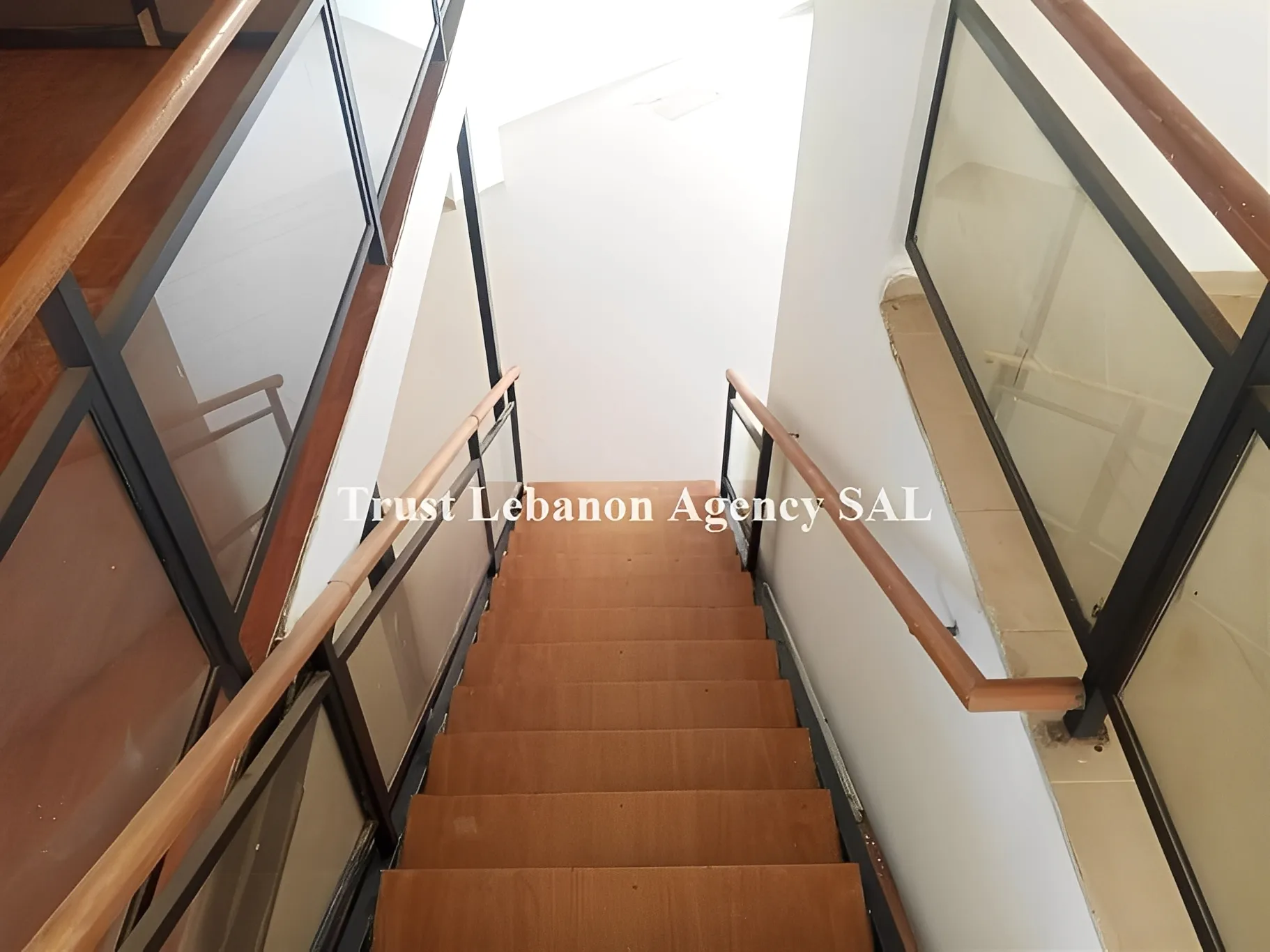 Shop For Rent in Beirut, Ashrafieh