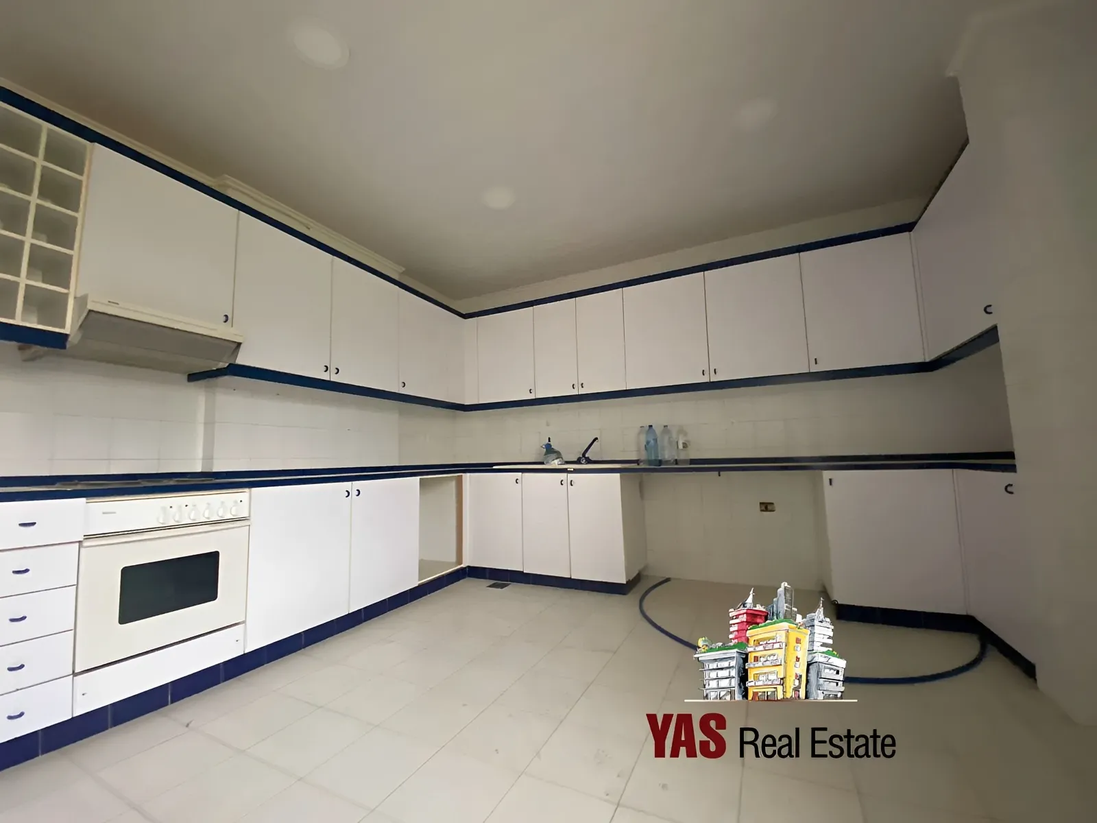 Apartment for Sale in Ballouneh - 2 bed, 2 bath