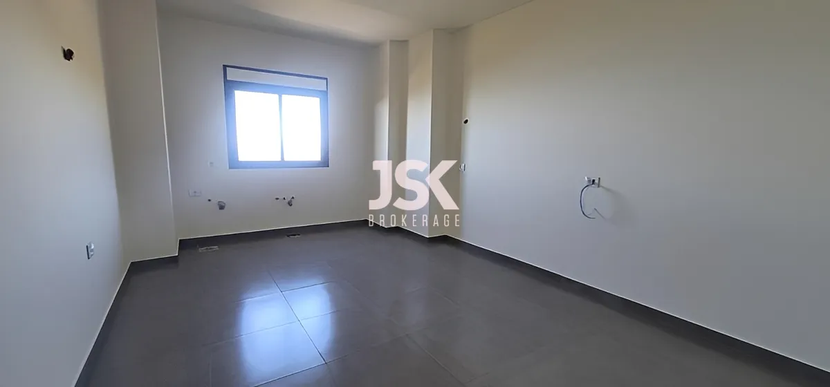 Apartment for Sale in Aachqout, Lebanon - 3 bed, 4 bath