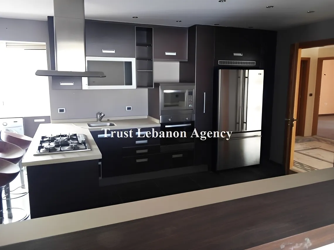Apartment for Sale in Ramlet El Bayda Beirut