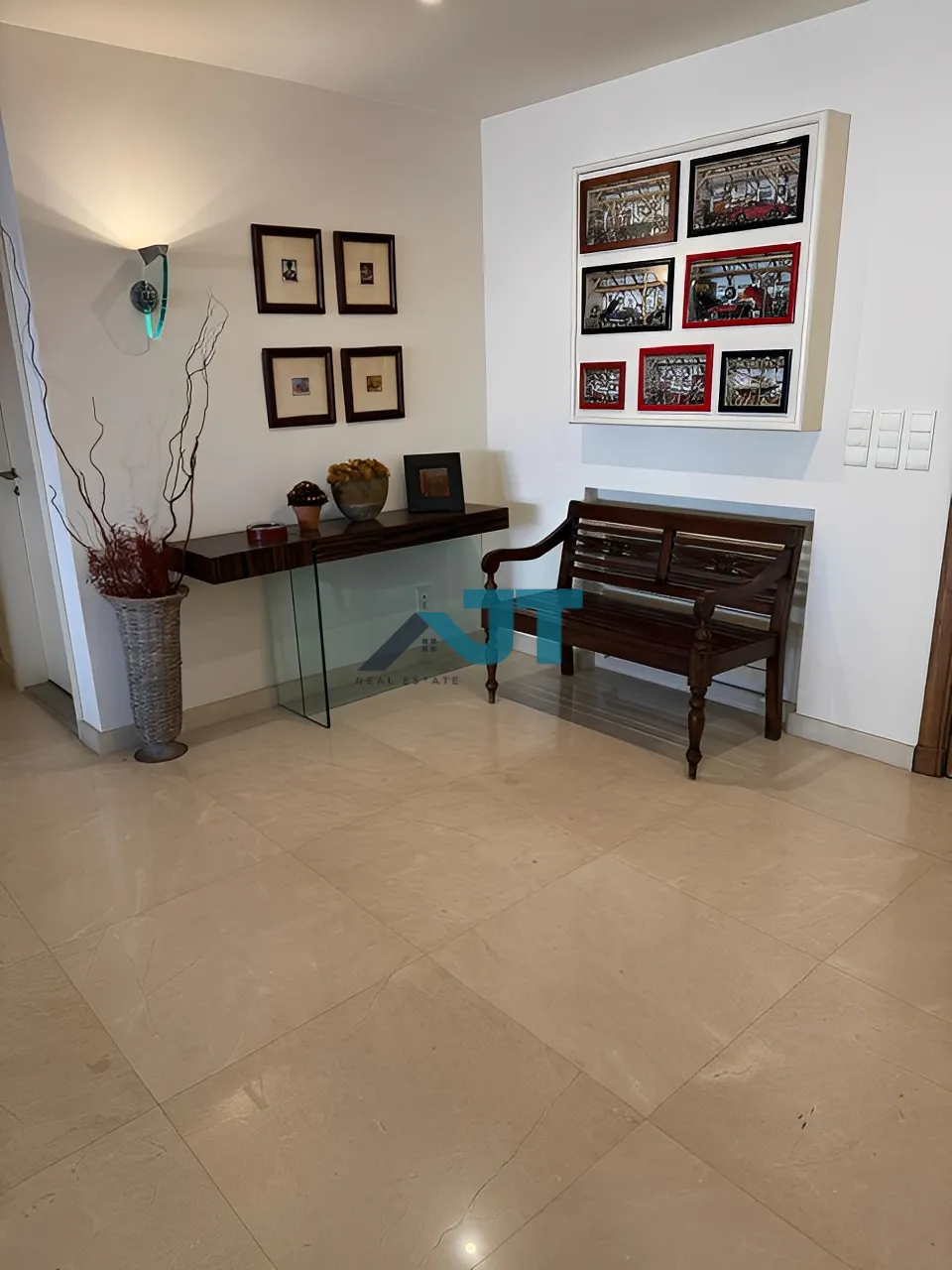 Apartment for Rent in Sursock