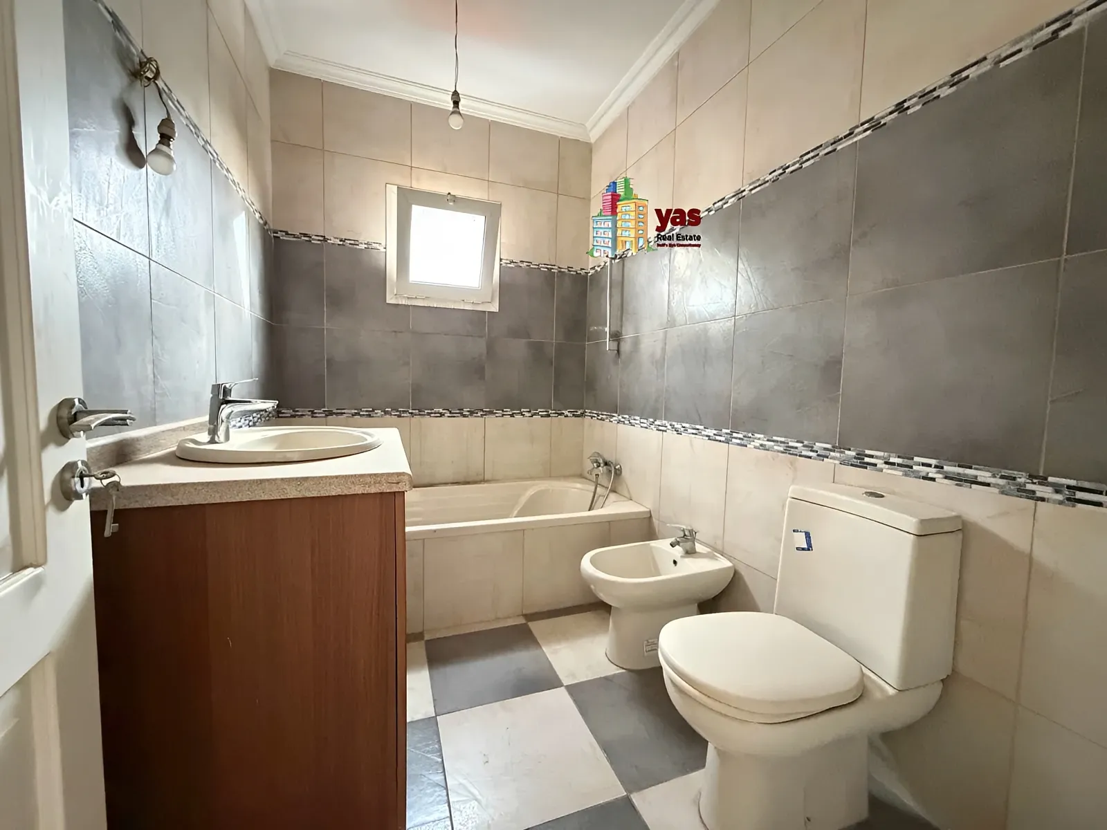 Apartment for Sale in Adonis