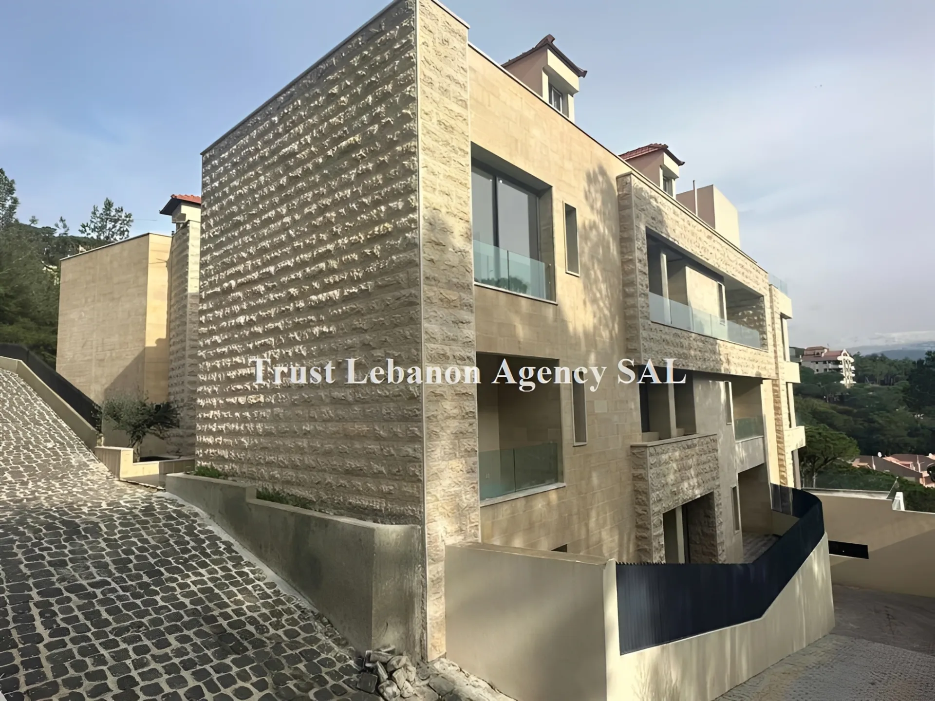 Apartment for Sale in Metn Baabdat Lebanon