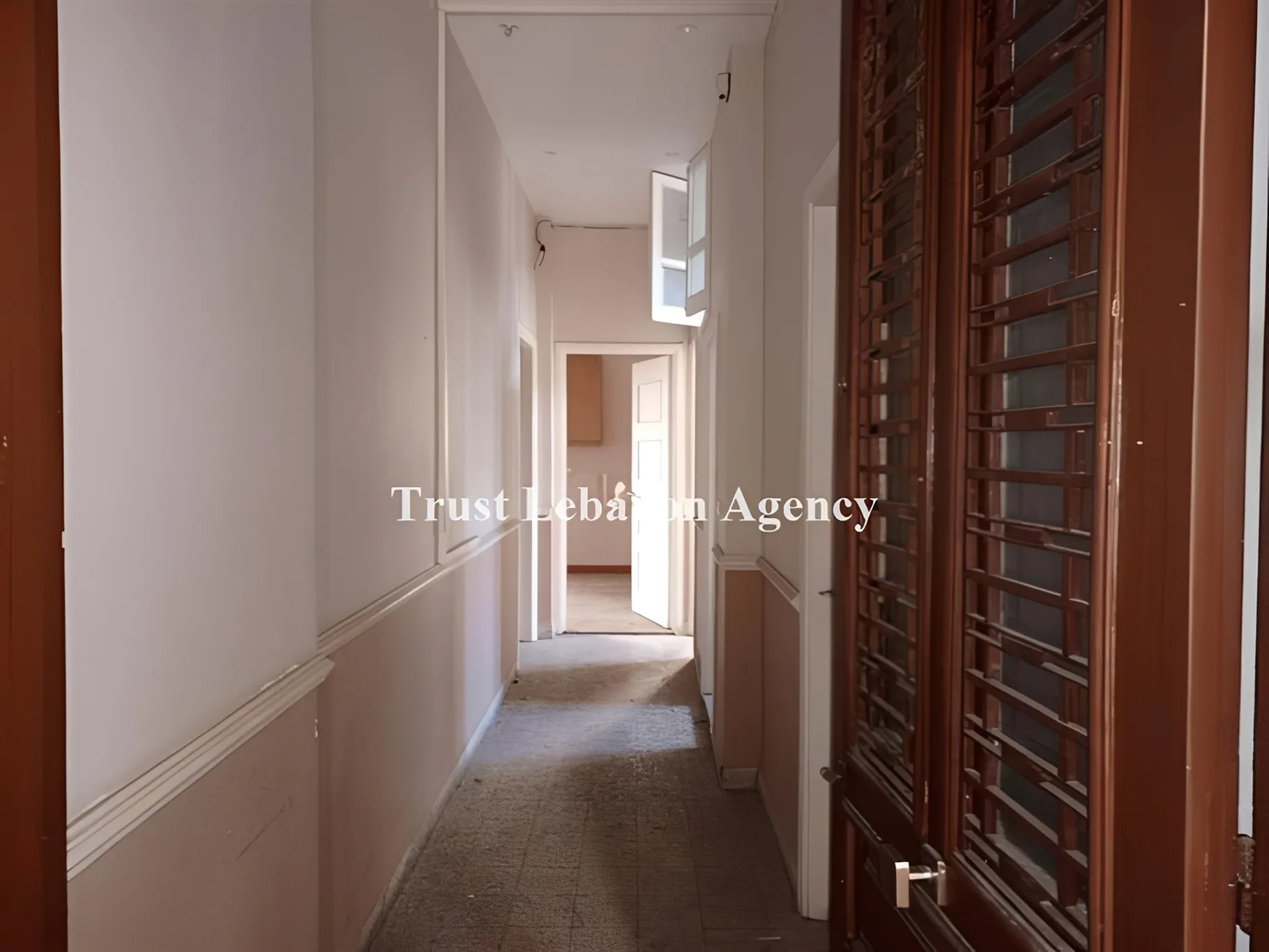 Office for rent in Beirut, Hamra