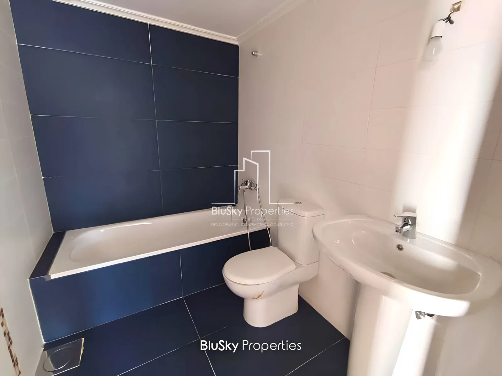 Apartment for Sale in Halat