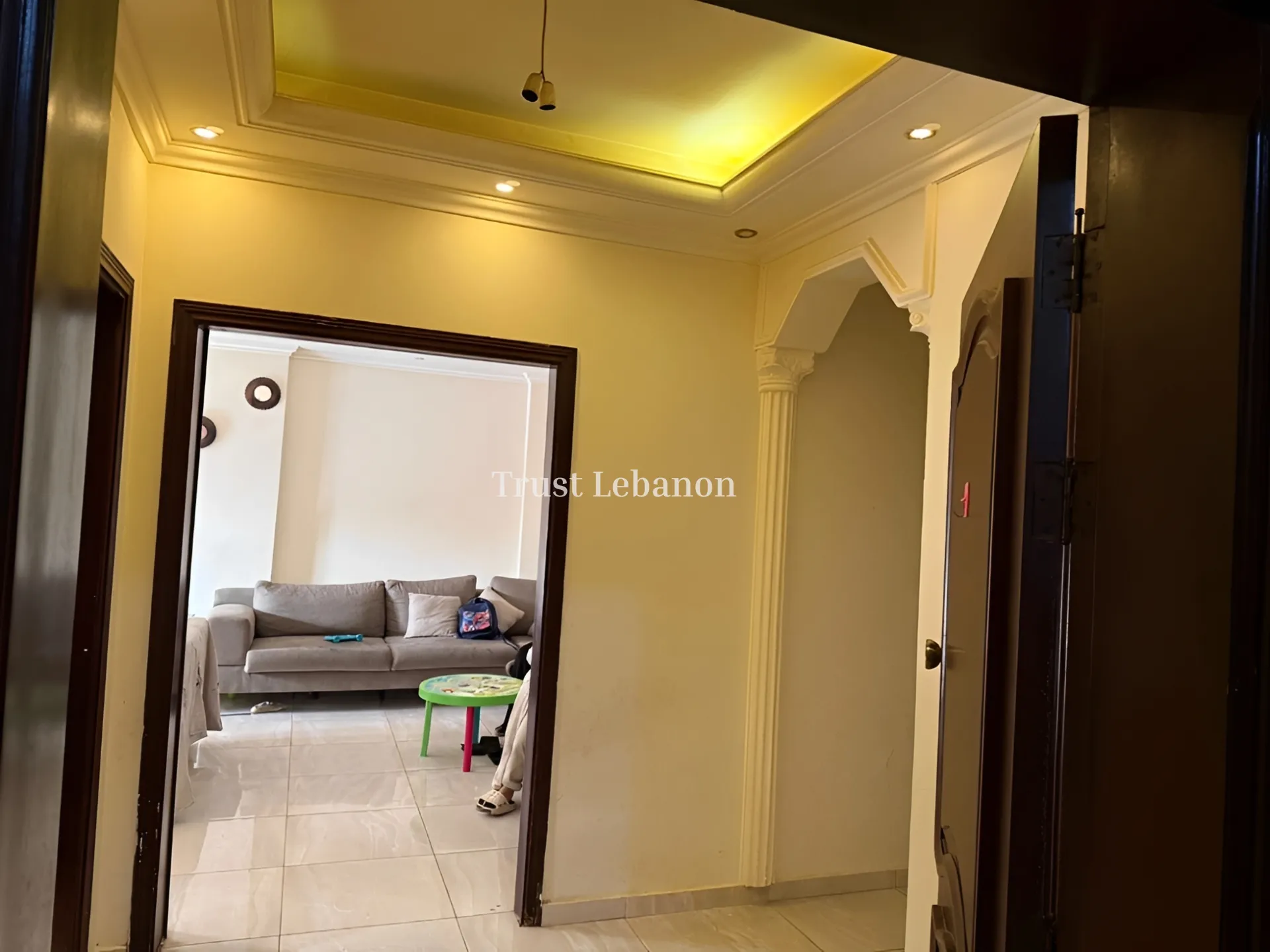 Apartment for sale in Dawhet Aramoun, Lebanon - 2 bed, 3 bath
