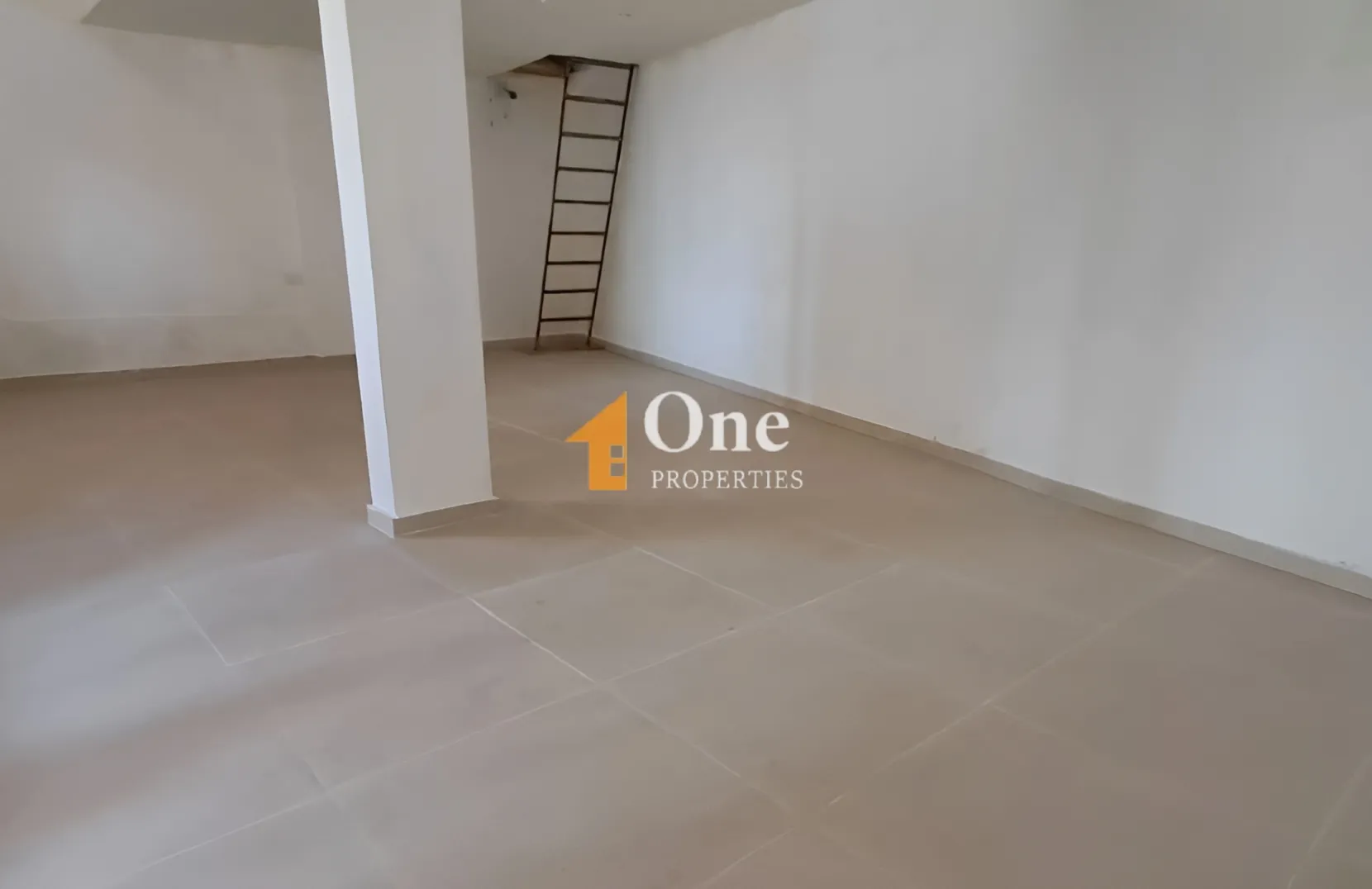 Warehouse for rent in Blat, Lebanon
