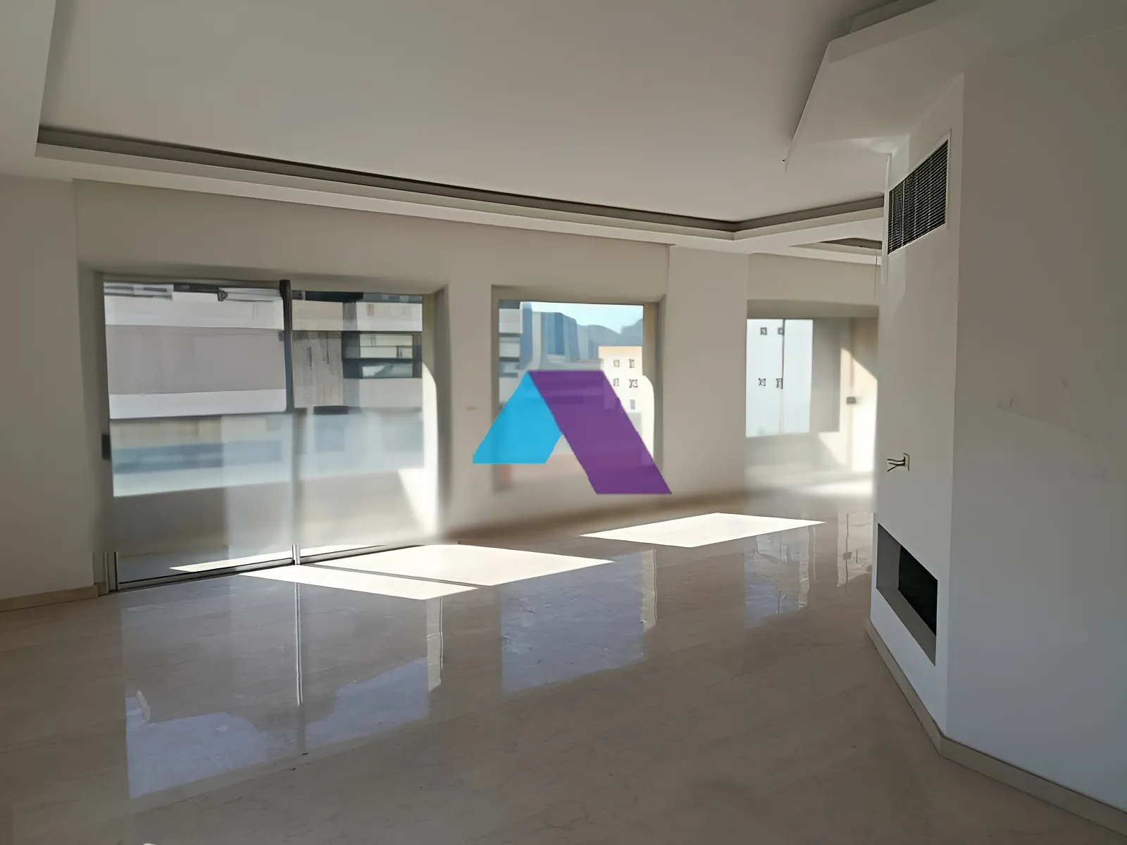 Apartment for Sale in Ain El Remmaneh - 4 bed, 4 bath