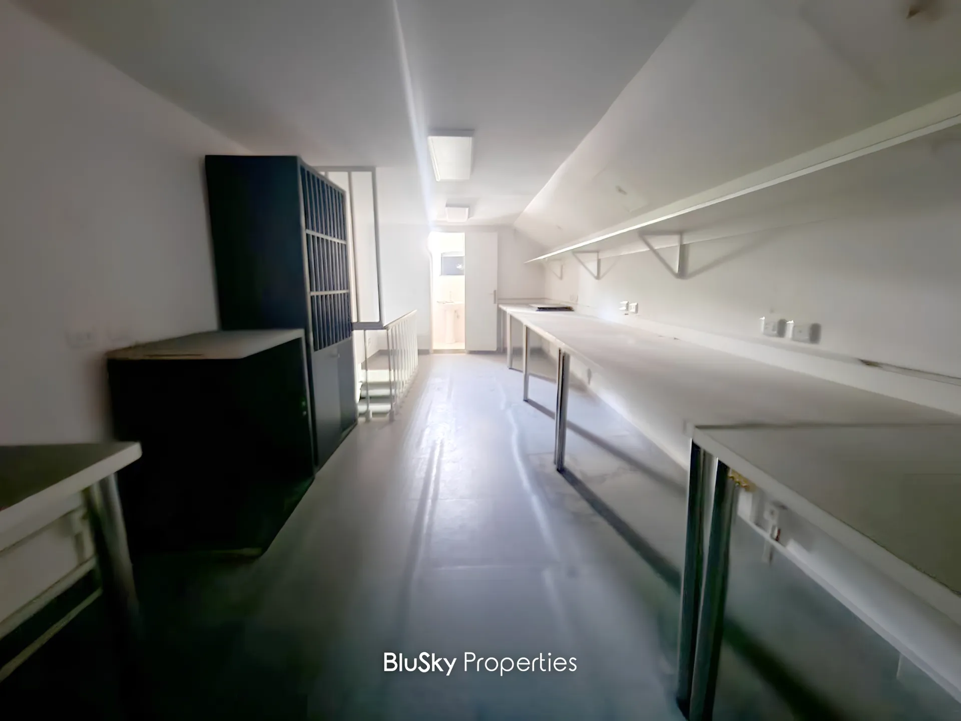 Shop for rent in Horch tabet, lebanon
