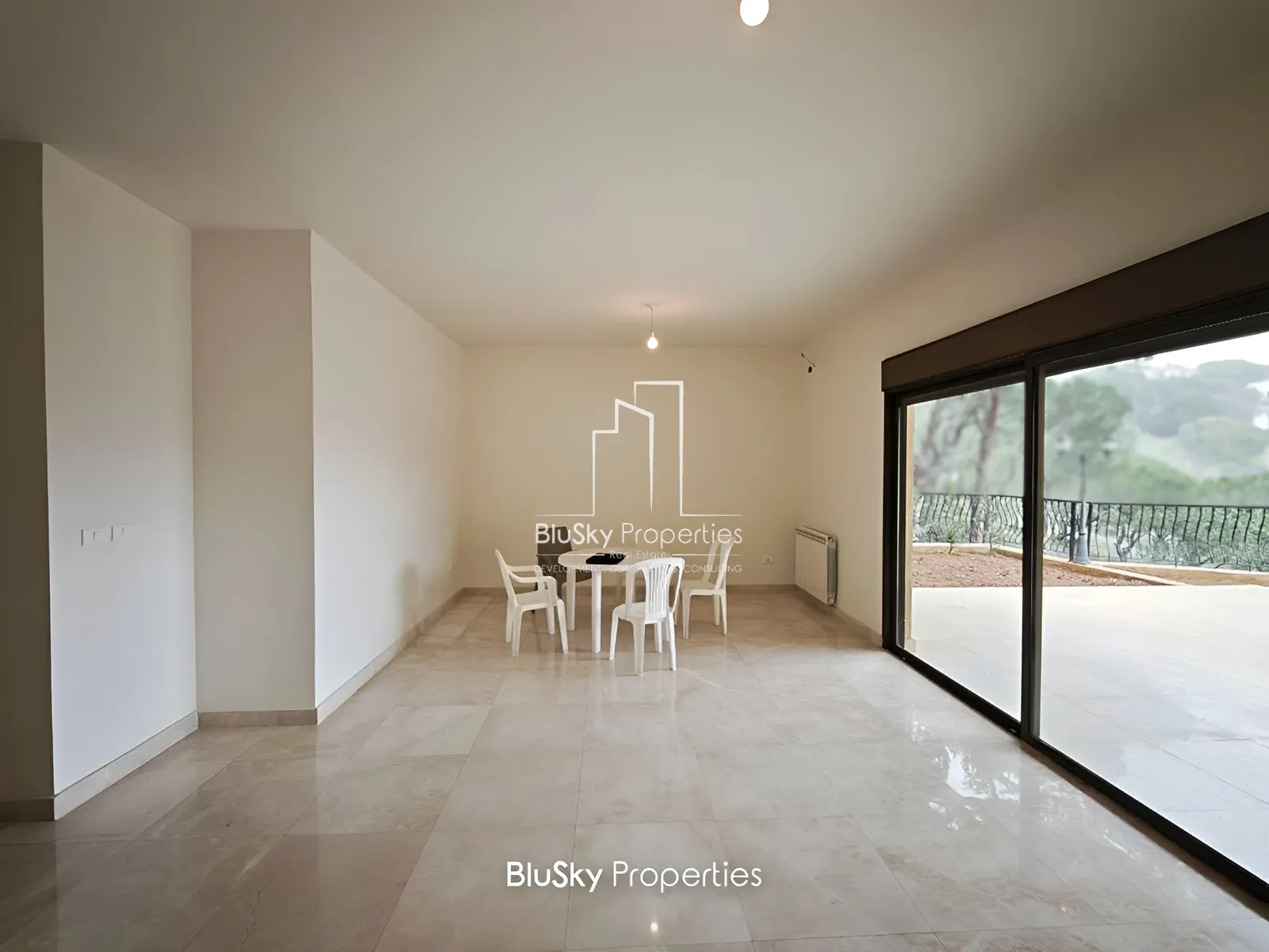 Apartment for Sale in Mar Chaaya - 3 bed, 4 bath