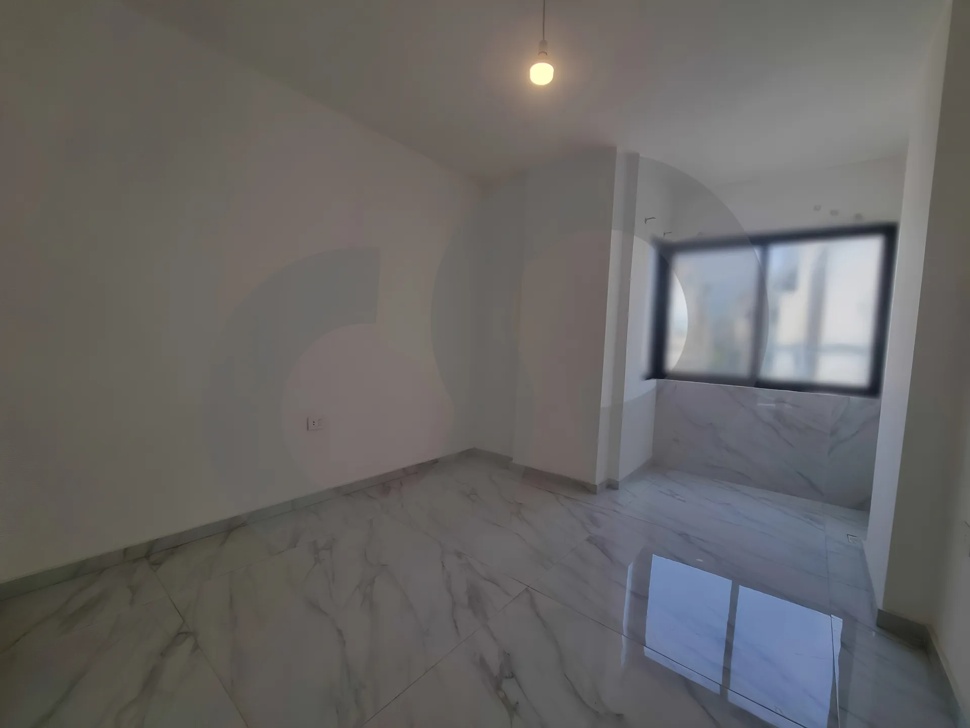 Apartment for Sale in Raoucheh - 3 bed, 2 bath