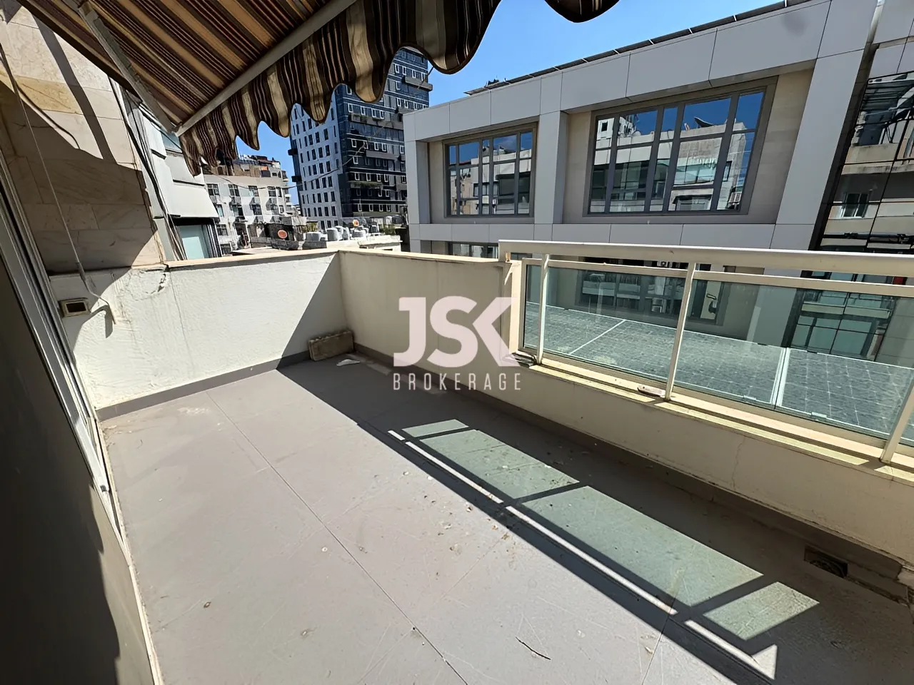 Loft for Sale in Ras
