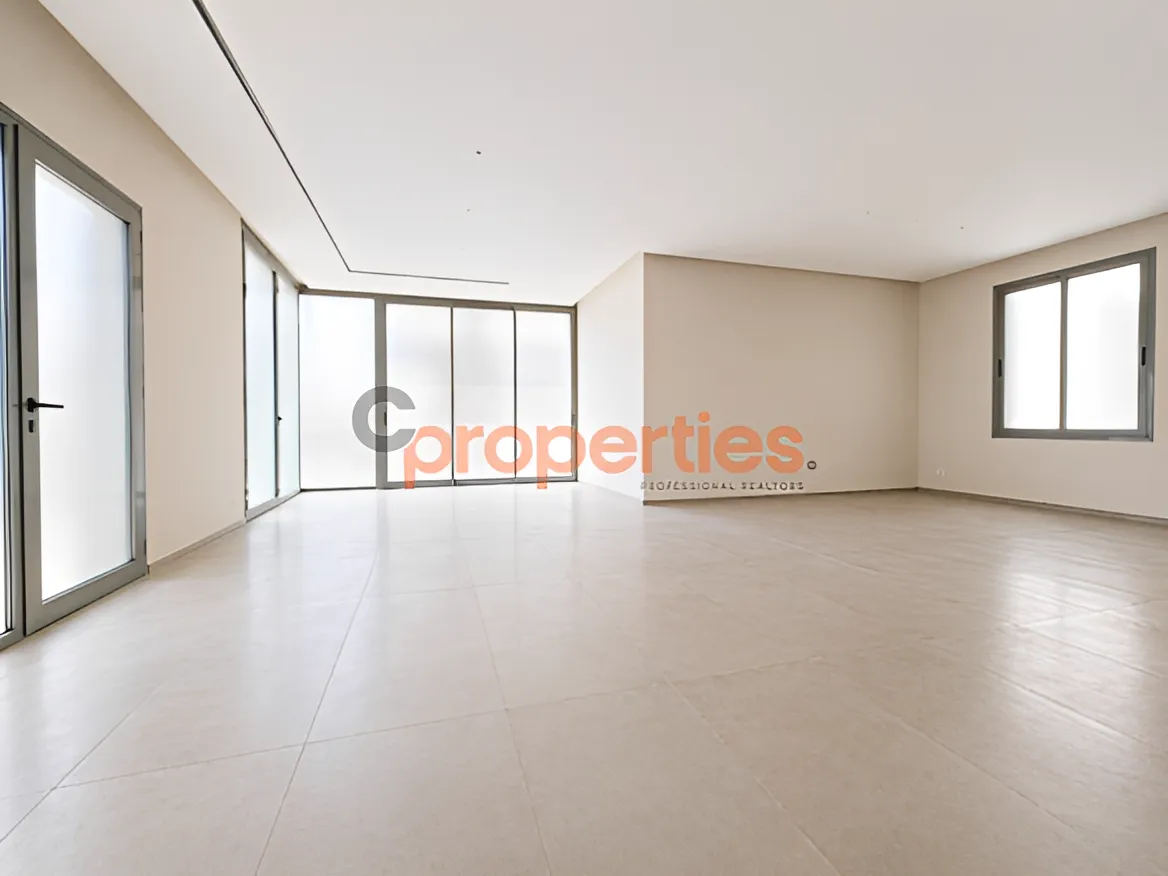 Apartment for Rent in Achrafieh - 3 bed, 4 bath