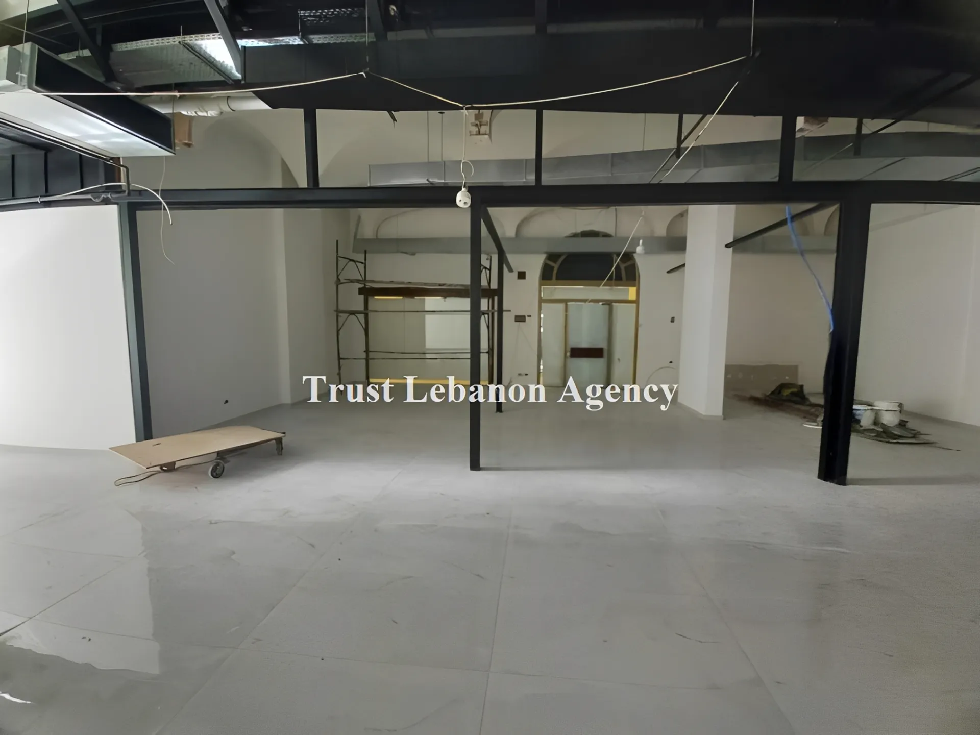 Showroom for rent in Verdun, Beirut, Lebanon