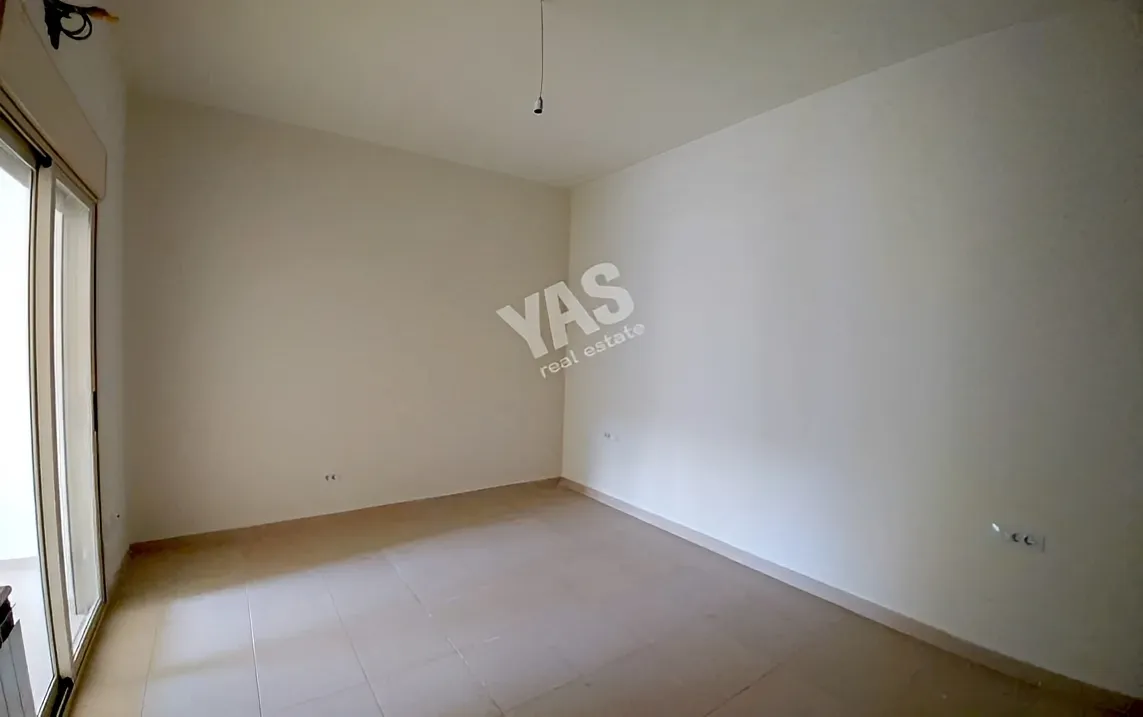 Apartment for Sale in Ballouneh