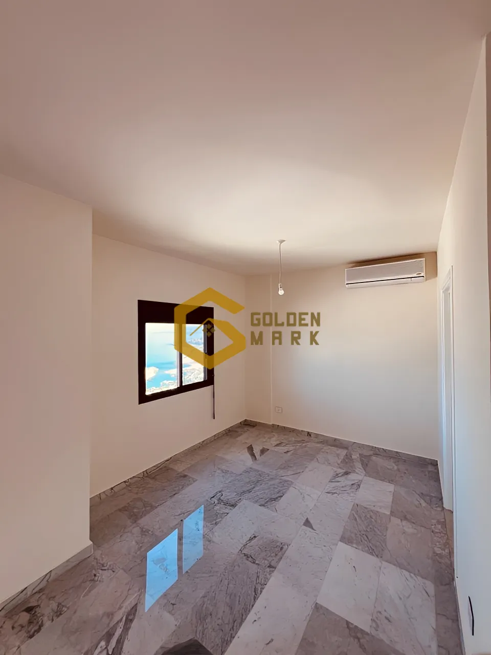 Apartment for Sale in Aaqbiyeh - 2 bed, 1 bath