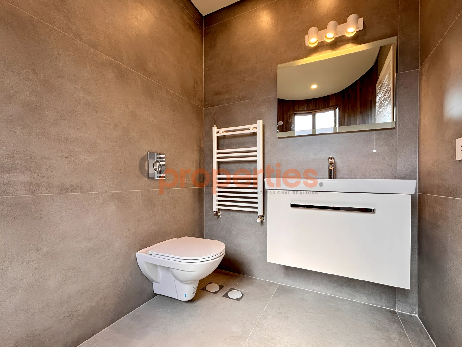 Apartment for Sale in Jouret El Ballout