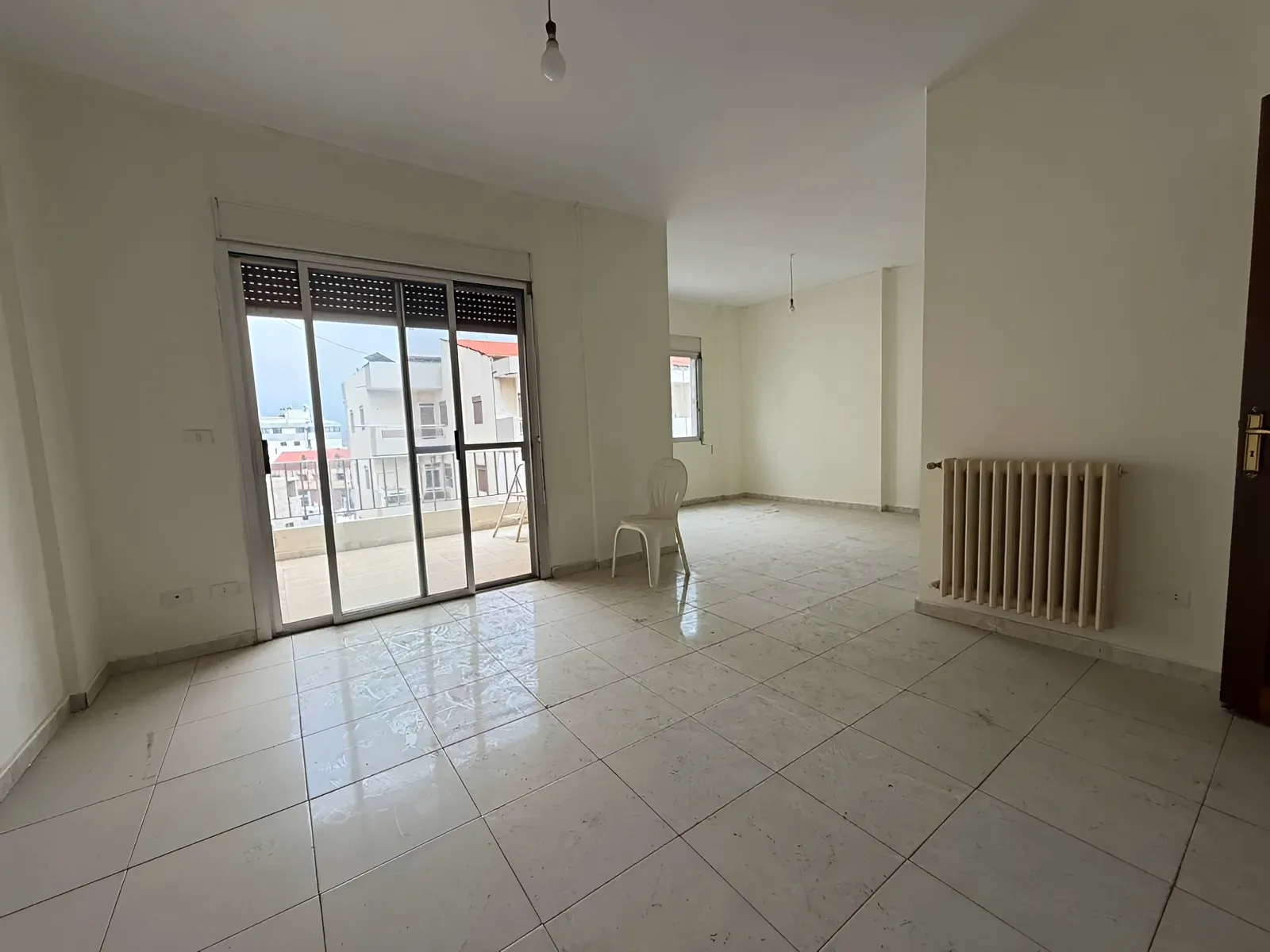Apartment for Sale in Ballouneh