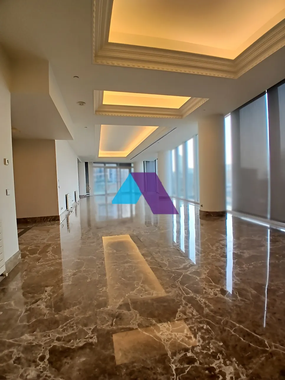 Apartment for Sale in Raoucheh - 4 bed, 5 bath