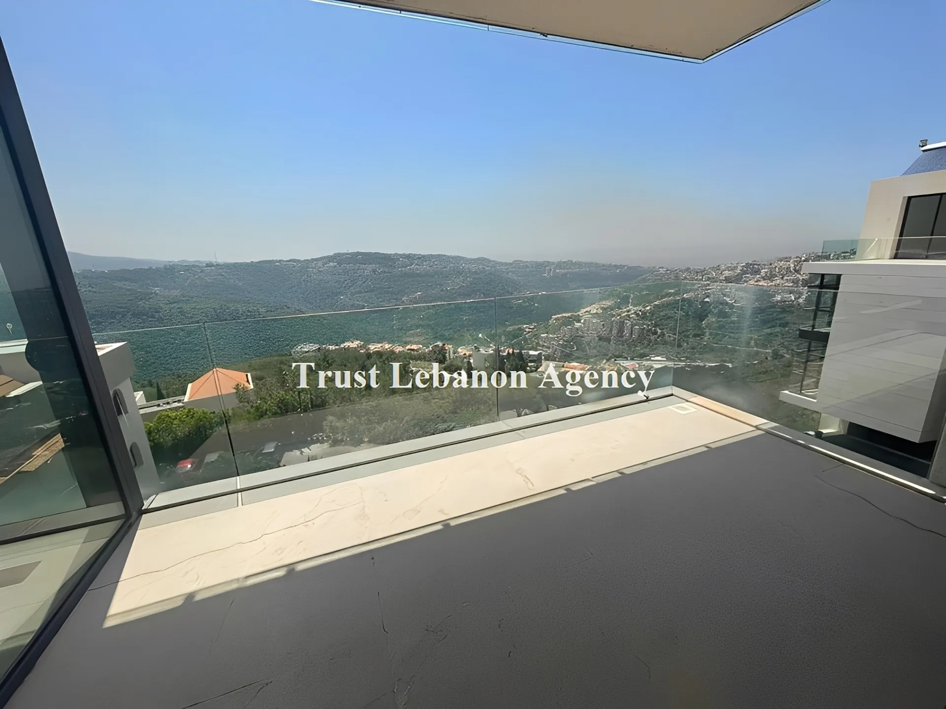 Apartment for Sale in Metn Monteverde Lebanon - 3 bed, 4 bath