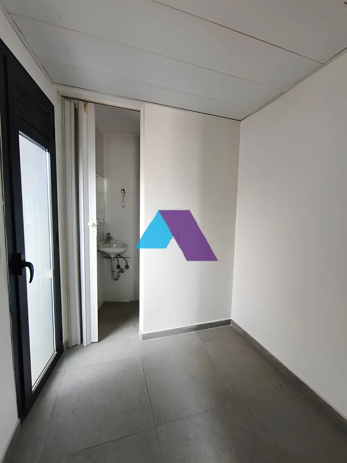 Apartment for Sale in Syoufi - 3 bed, 3 bath