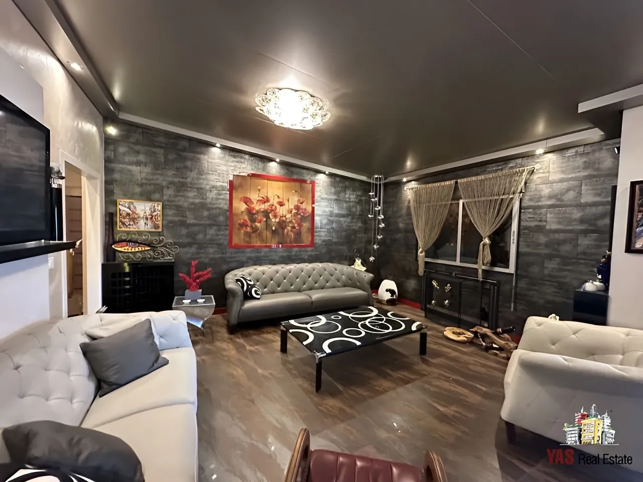 Apartment for Sale in Ajaltoun - 3 bed, 3 bath