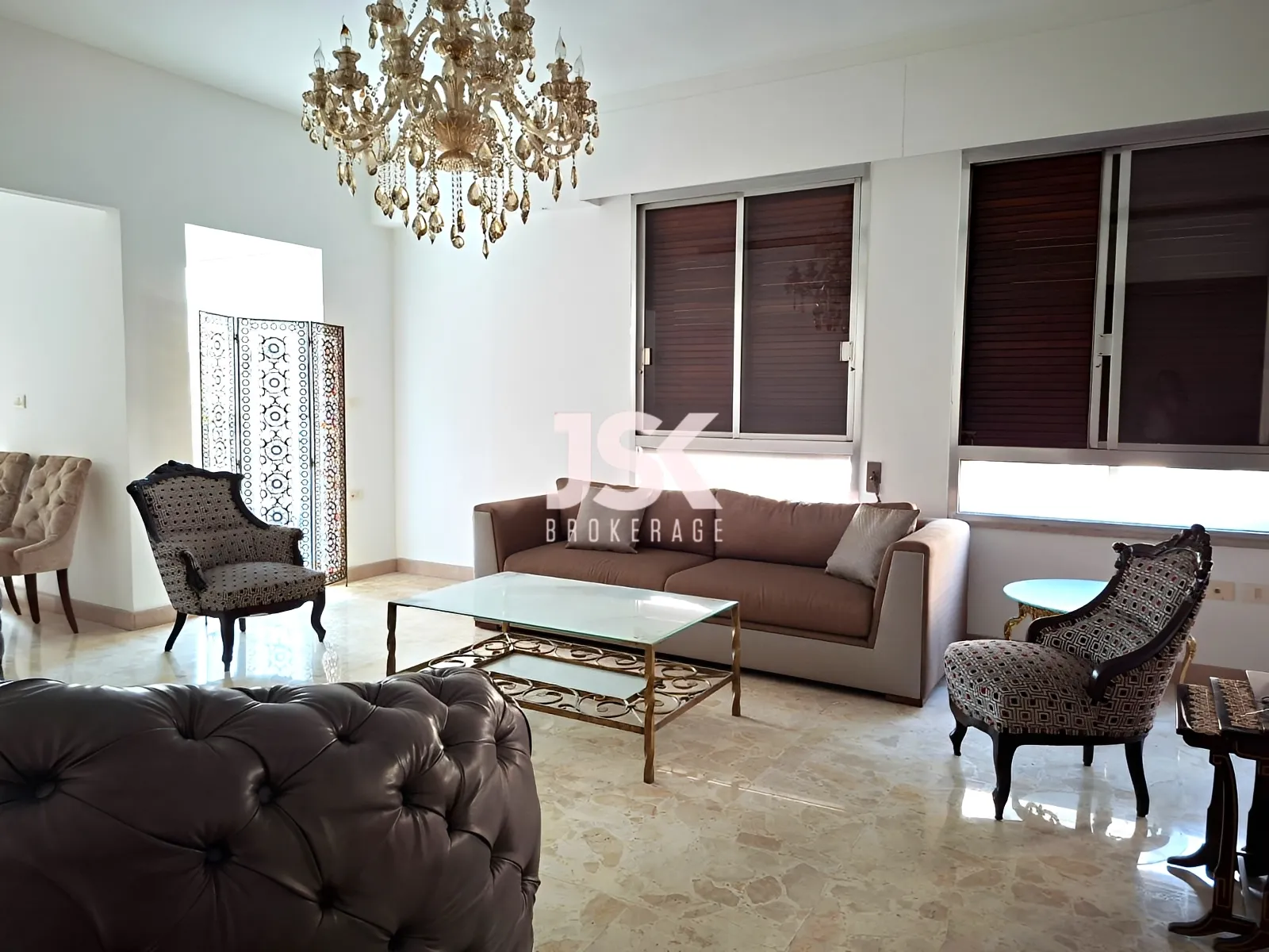 Apartment for Rent in Corniche el Mazraa, Beirut