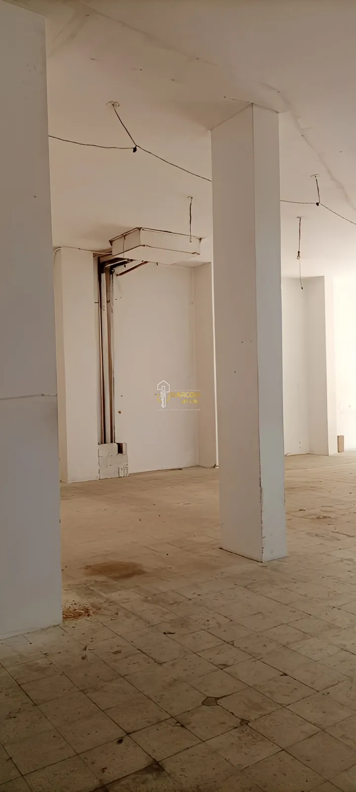 Warehouse For Rent in Mezher